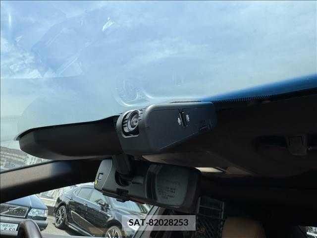 Lexus ES 2020-08 275223-12