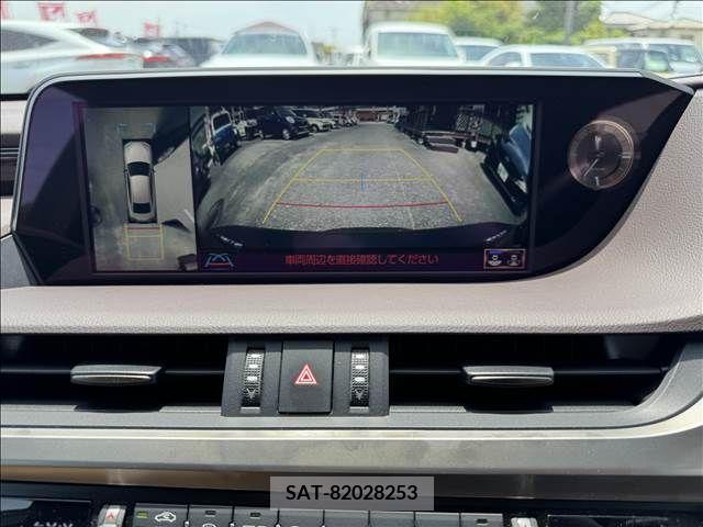 Lexus ES 2020-08 275223-7