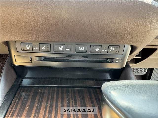 Lexus ES 2020-08 275223-9