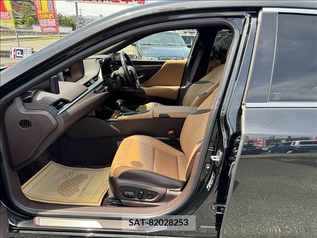 Lexus ES 2020-08 275223-4