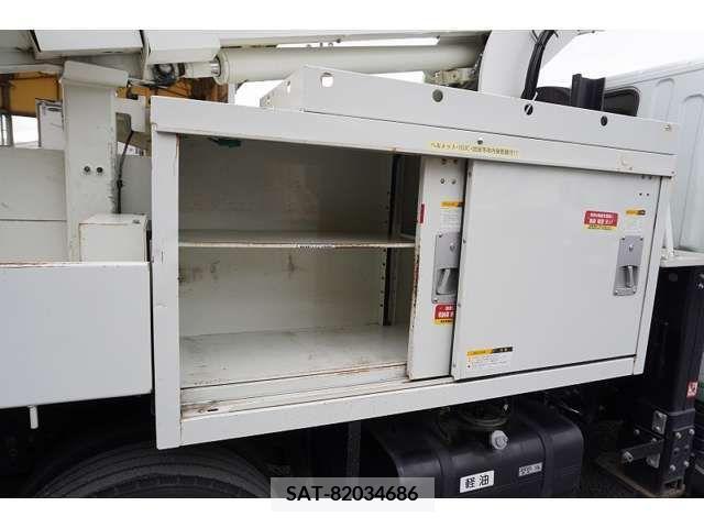 Mitsubishi CANTER 2017-11 206156-18