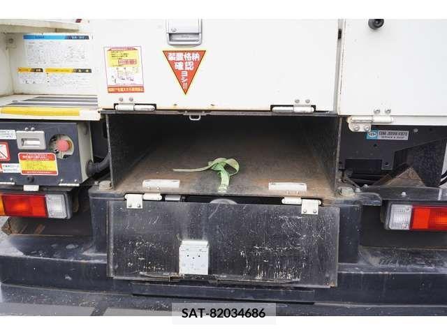 Mitsubishi CANTER 2017-11 206156-17