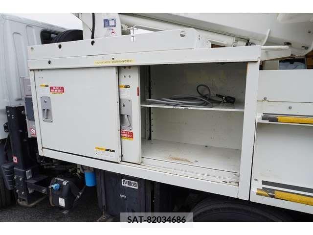 Mitsubishi CANTER 2017-11 206156-16
