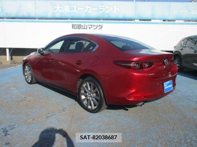 Mazda MAZDA3 2019-08 301050-2