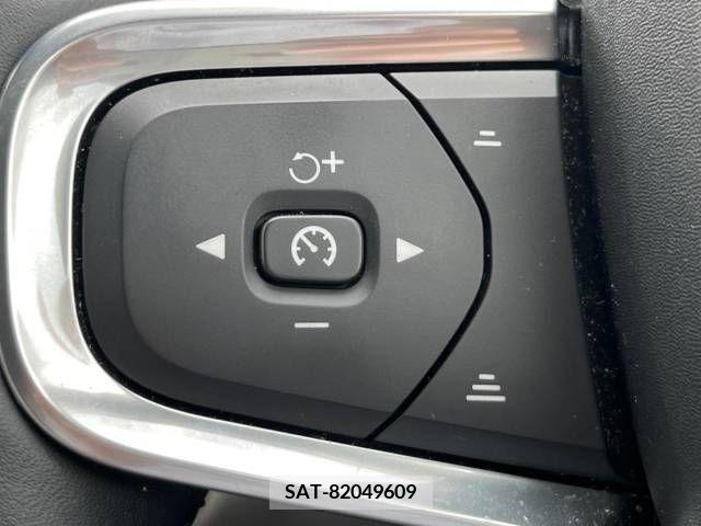 Volvo XC40 2019-04 288742-4