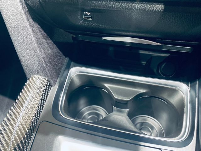Bmw M4  8692-12