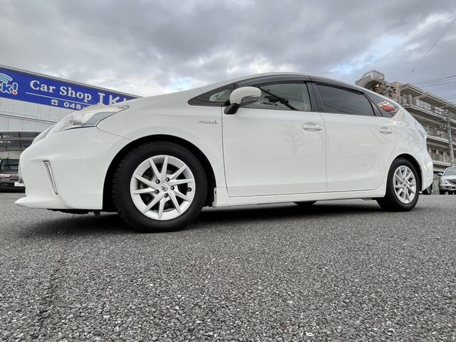 Toyota PRIUS ALPHA 2012-02 1885-2