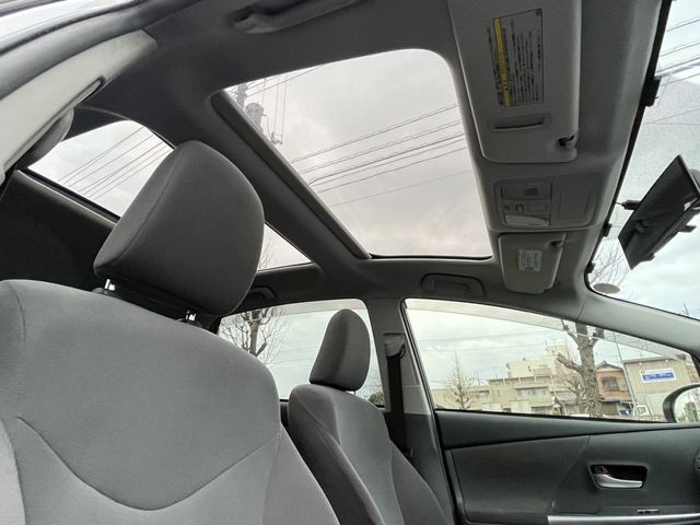 Toyota PRIUS ALPHA 2012-02 1885-10