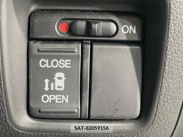 Honda N BOX CUSTOM 2016-09 306903-3