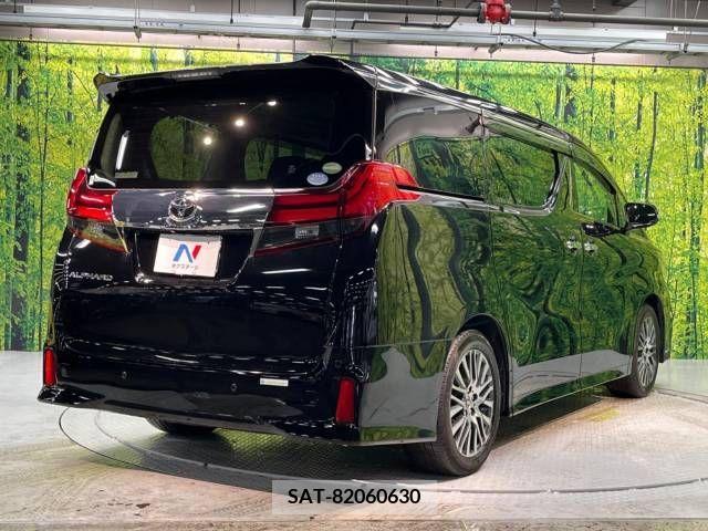 Toyota ALPHARD 2017-08 299395-18