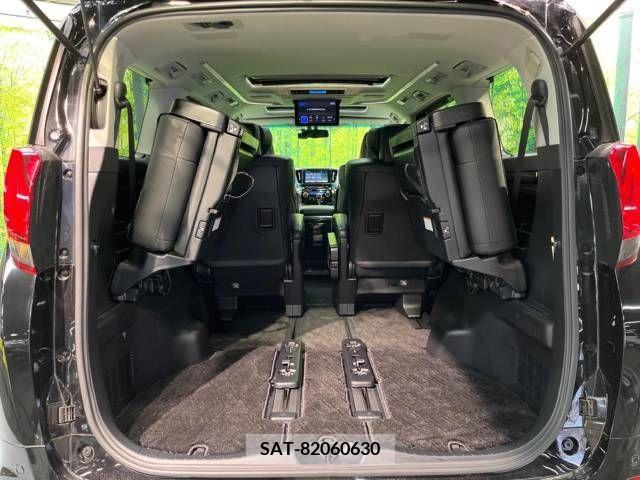 Toyota ALPHARD 2017-08 299395-11