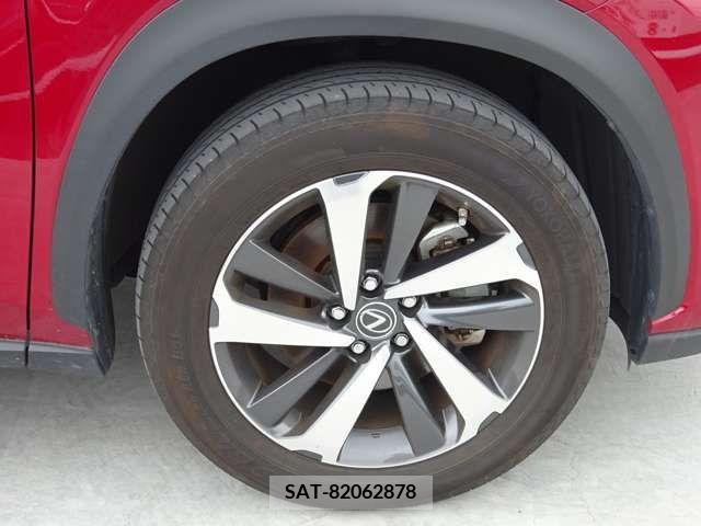 Lexus NX 2021-06 371692-15