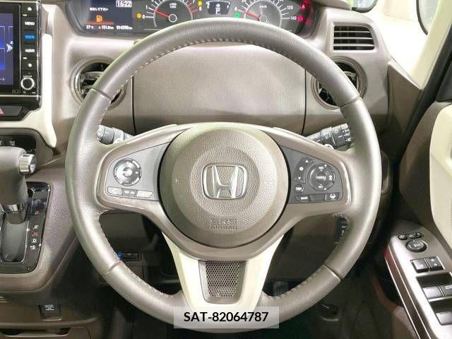 Honda N BOX 2021-07 338406-11