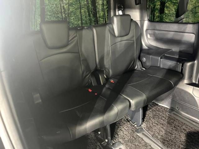 Toyota VOXY 2020-01 19065-9