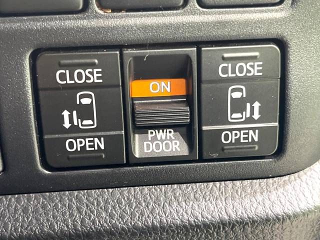 Toyota VOXY 2020-01 19065-2