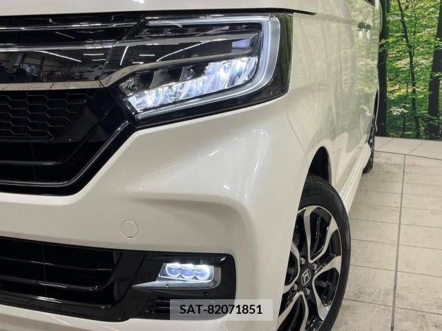 Honda N BOX CUSTOM 2018-03 212750-12