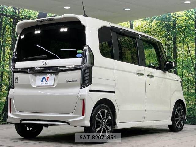 Honda N BOX CUSTOM 2018-03 212750-17