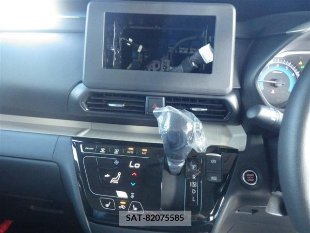 Mitsubishi DELICA MINI 2023-08 253635-4