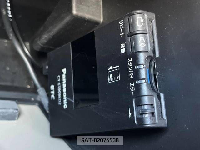 Suzuki EVERY WAGON 2015-05 301682-6