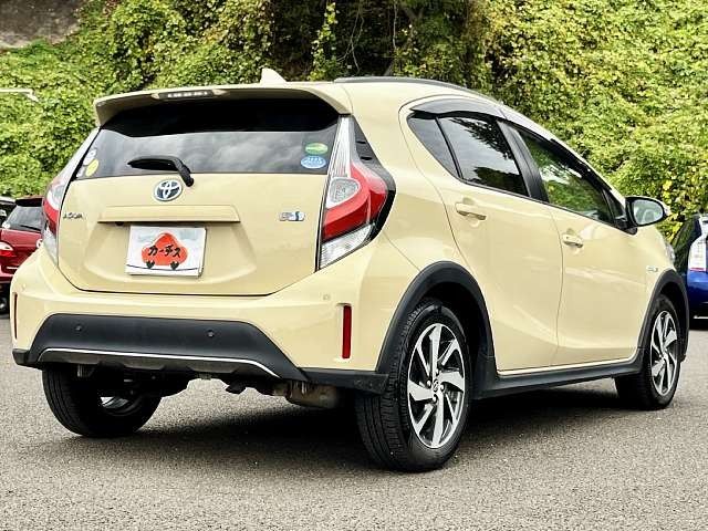 Toyota AQUA 2019-02 181931-2