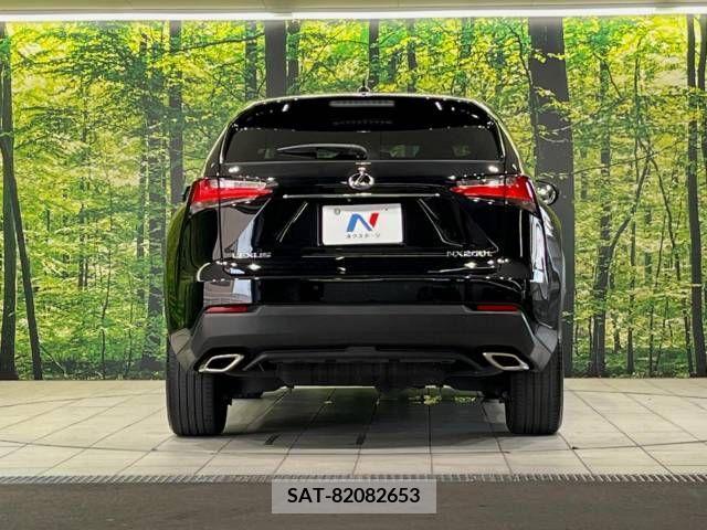 Lexus NX 2015-02 354068-15