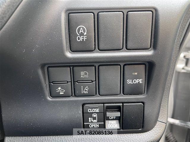 Toyota ESQUIRE 2016-04 396477-17