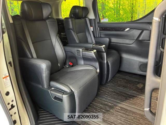 Toyota VELLFIRE 2019-02 299472-9
