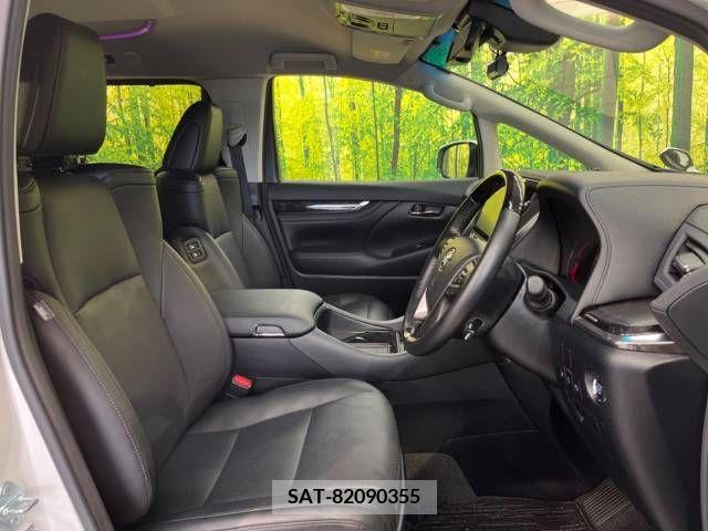 Toyota VELLFIRE 2019-02 299472-8