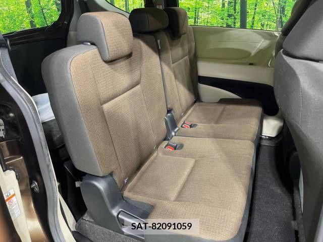 Toyota SIENTA 2015-11 314621-9