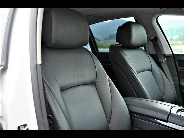 Bmw 7 SERIES 2009-06 9780-12