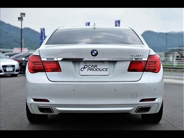 Bmw 7 SERIES 2009-06 9780-8