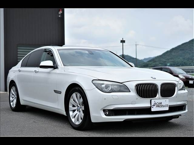 Bmw 7 SERIES 2009-06 9780-11