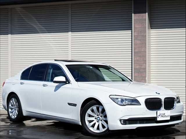 Bmw 7 SERIES 2009-06 9780-0
