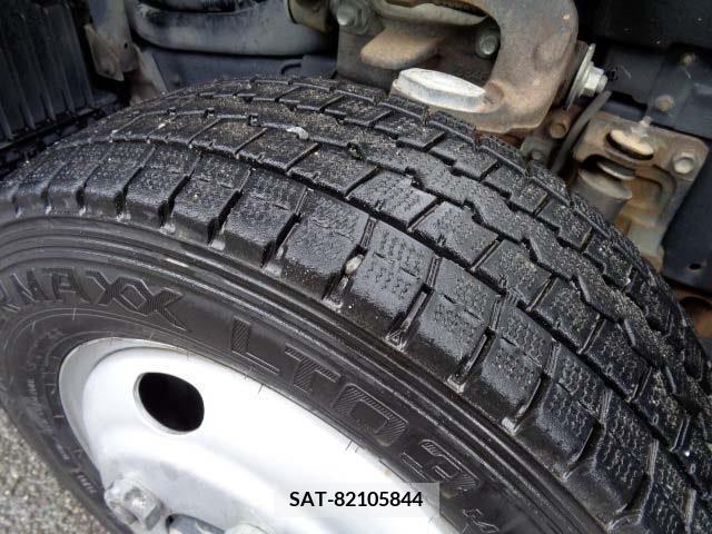 Mazda TITAN 2010-02 213802-16