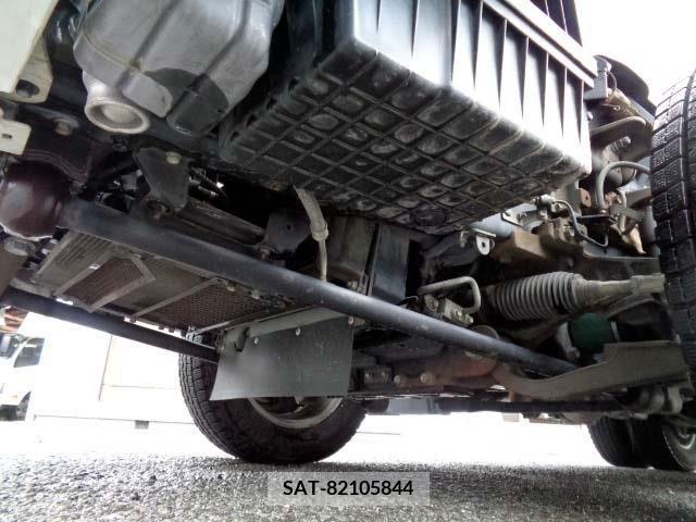 Mazda TITAN 2010-02 213802-14