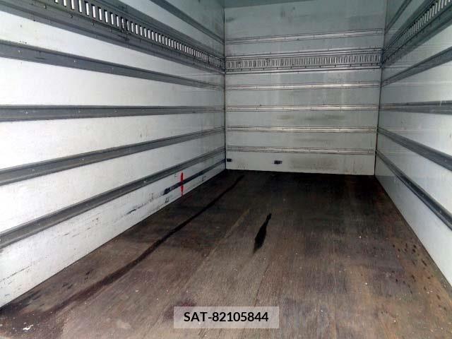 Mazda TITAN 2010-02 213802-11