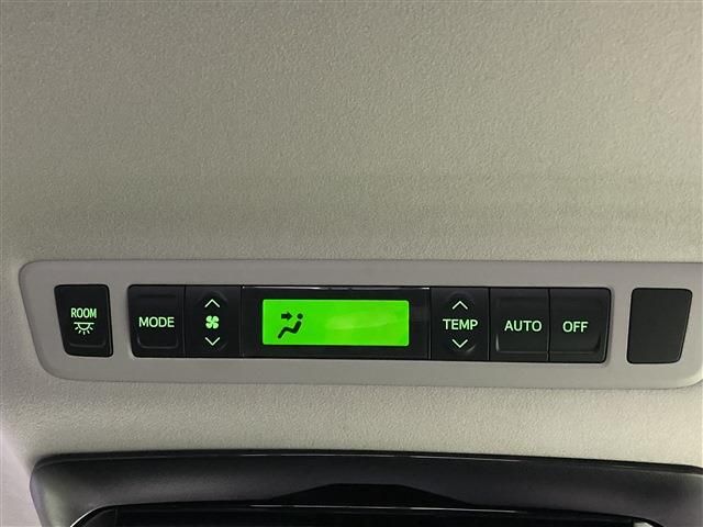 Toyota ALPHARD HYBRID 2012-05 186148-17