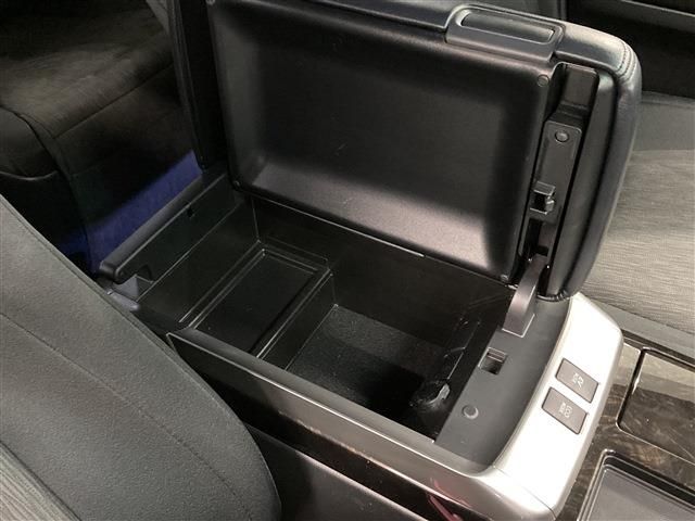 Toyota ALPHARD HYBRID 2012-05 186148-12