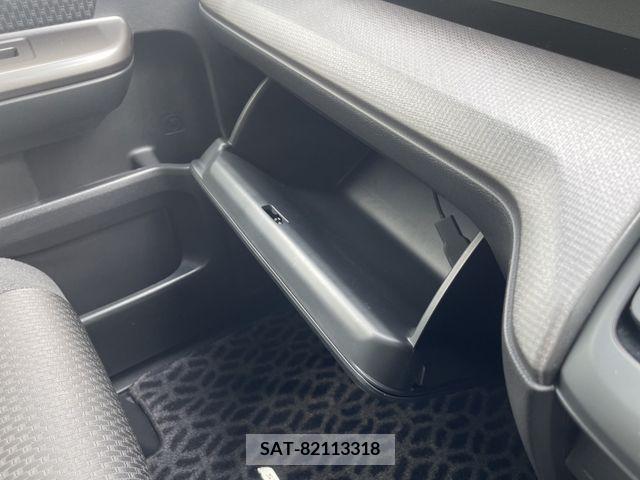Honda STEP WGN 2019-05 324703-23