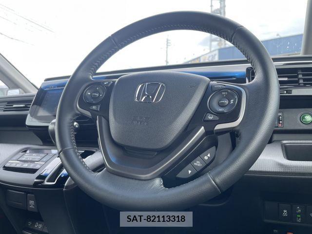 Honda STEP WGN 2019-05 324703-5