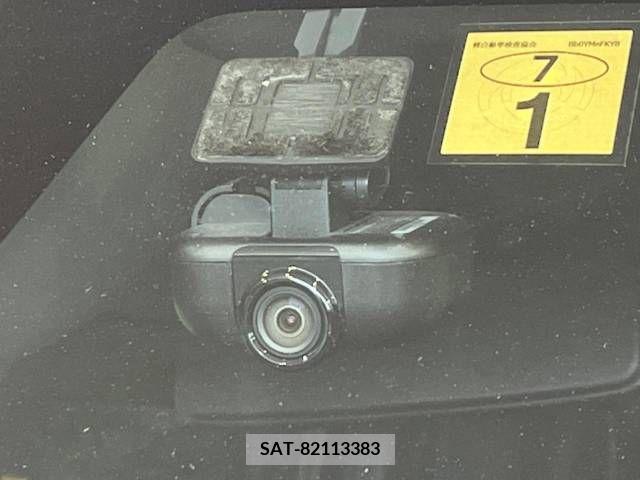 Daihatsu WAKE 2018-01 371101-7