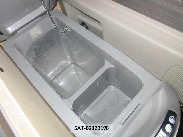 Suzuki EVERY WAGON 2016-04 301690-8
