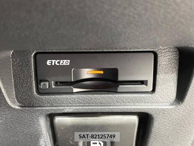 Nissan AURA 2022-09 210254-8