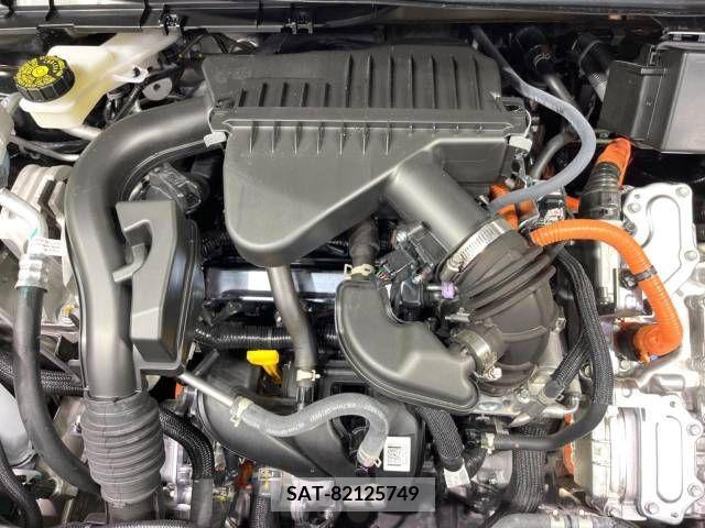 Nissan AURA 2022-09 210254-18