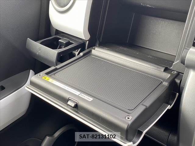 Mazda FLAIR CROSSOVER 2014-07 327418-27