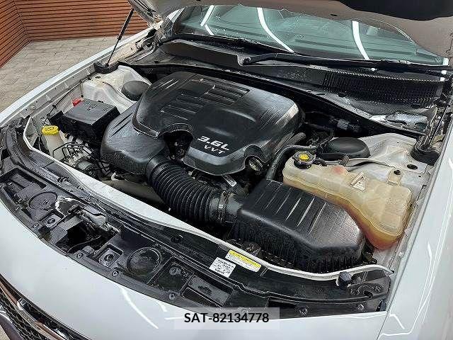 Chrysler 300 2017-09 264612-17