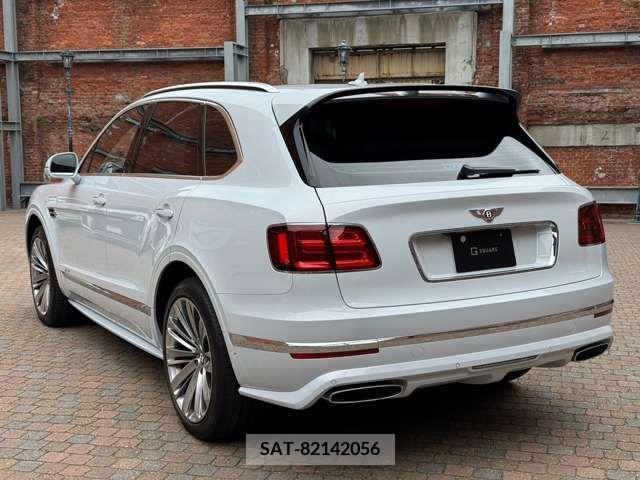 Bentley BENTAYGA 2020-02 233093-7
