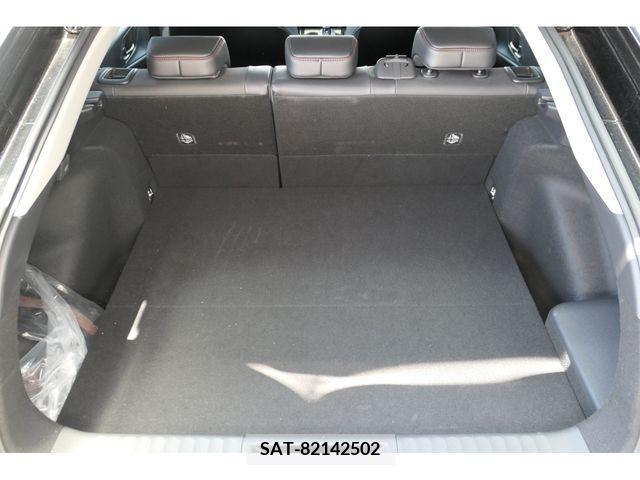 Toyota PRIUS 2023-06 349581-16