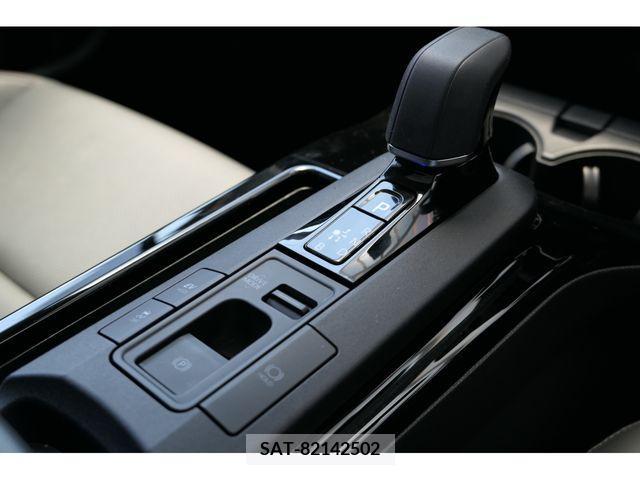 Toyota PRIUS 2023-06 349581-28