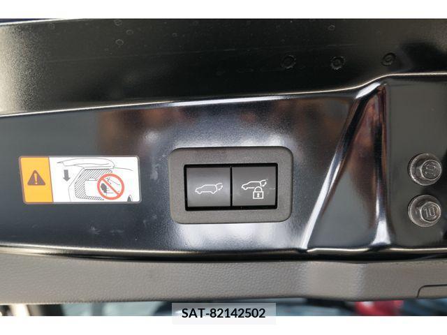 Toyota PRIUS 2023-06 349581-9